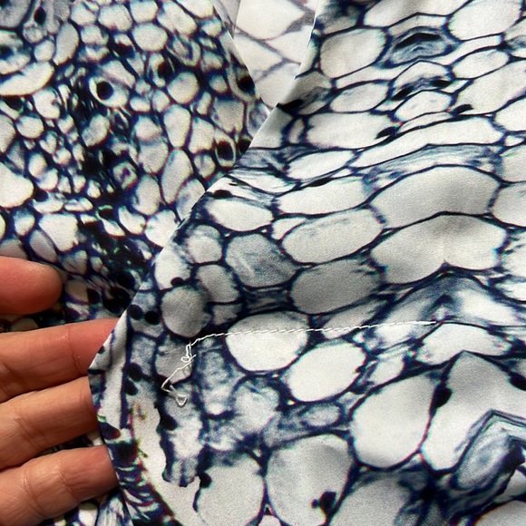 ASKARI Top and Short Set Size XS - Picture 11 of 17